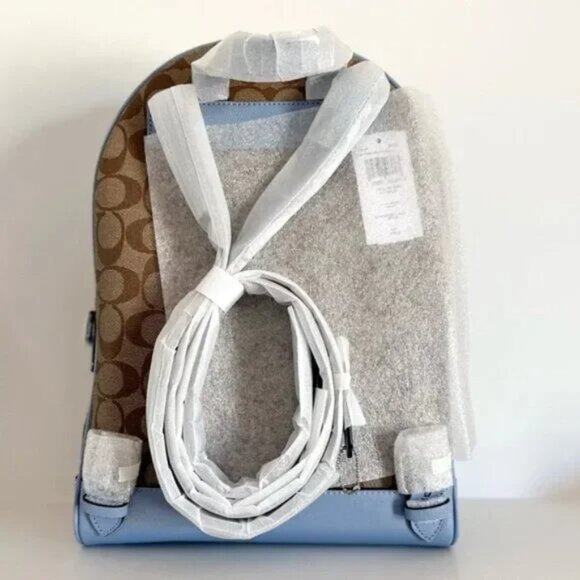 25 | 🍁🍁Coach Kenley Backpack in Signature Canvas - Picture 4 of 5